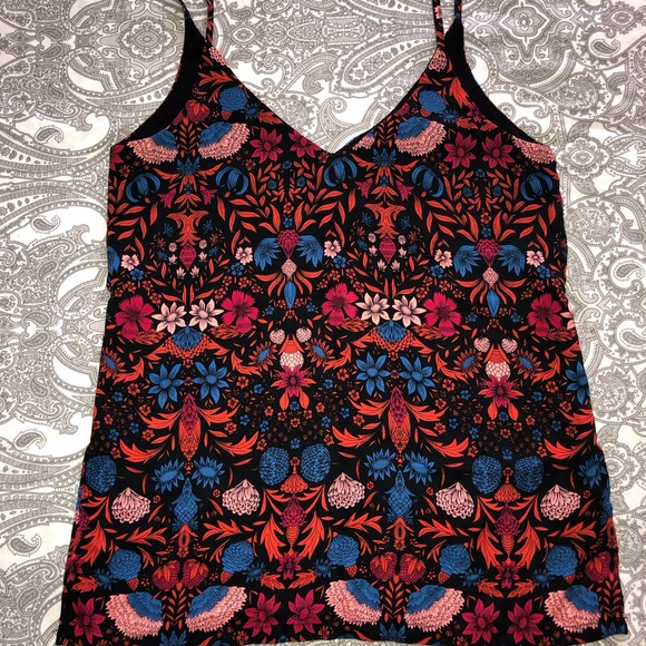 ⬇️ H&M spaghetti strap top - NWOT - Picture 1 of 4